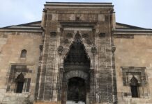 Nahçıvan ve Çevresindeki Diller